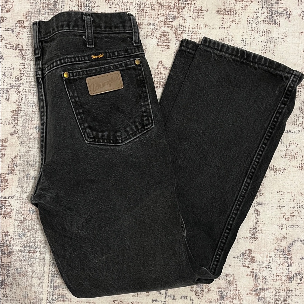 Wrangler Men's Washed Black Straight Jeans